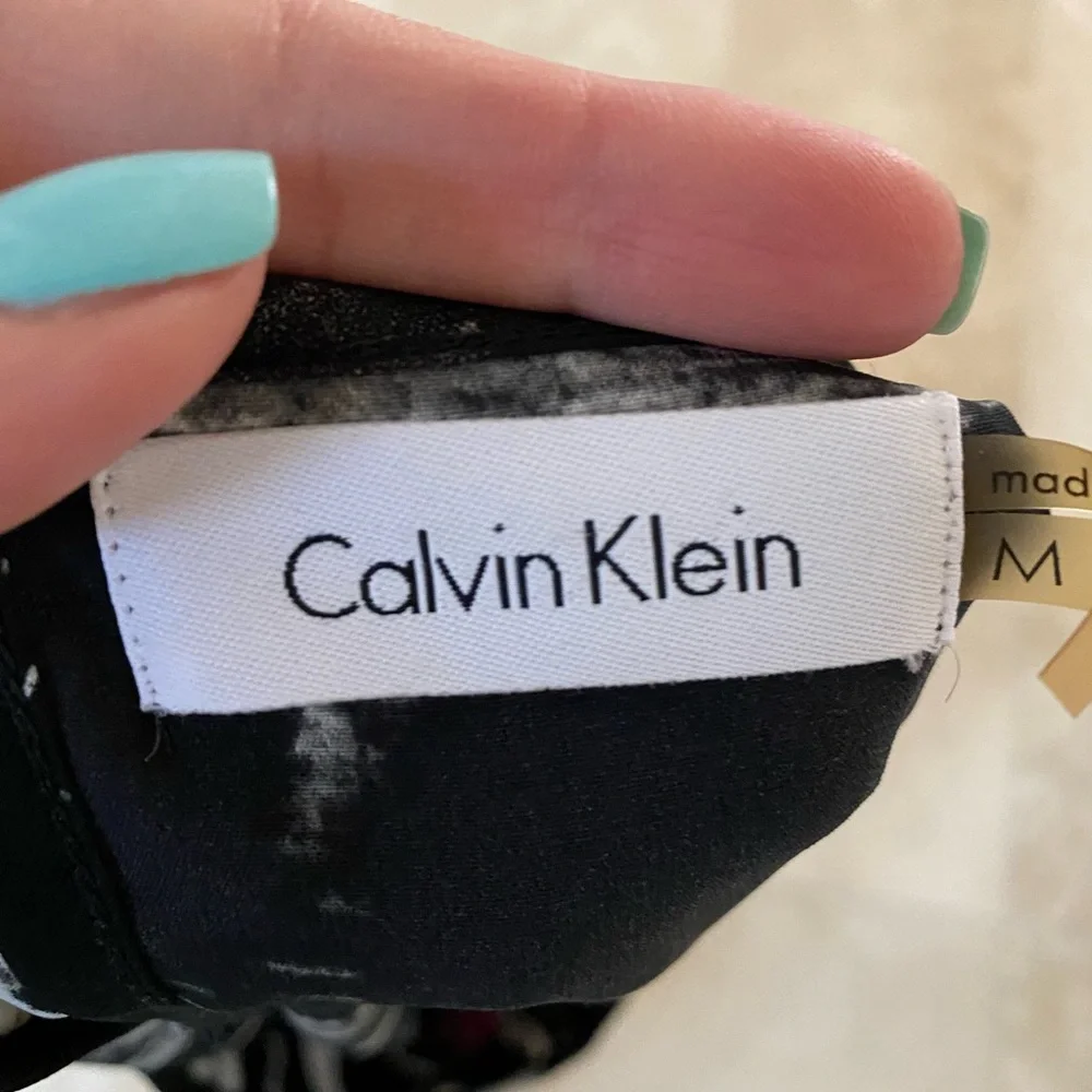 Calvin Klein blouse - Picture 2 of 3